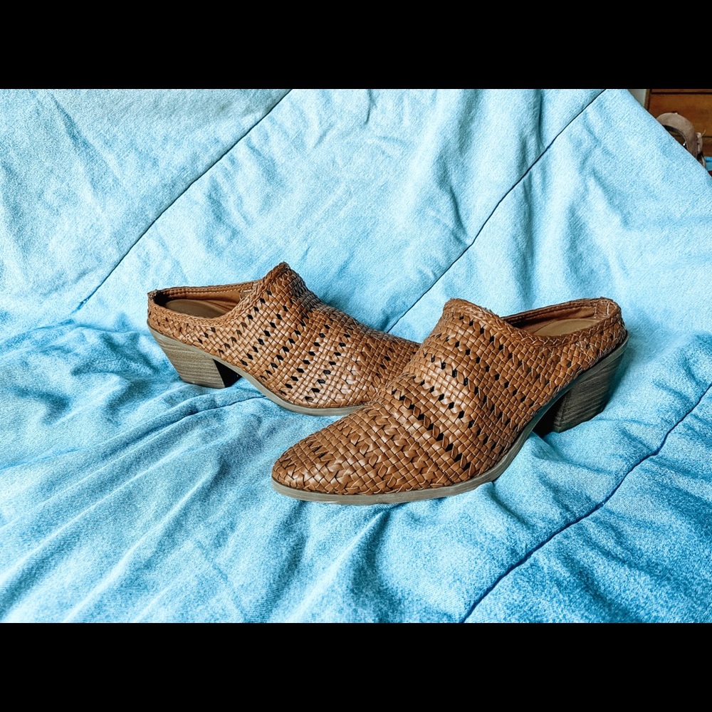 Wicker Shoes